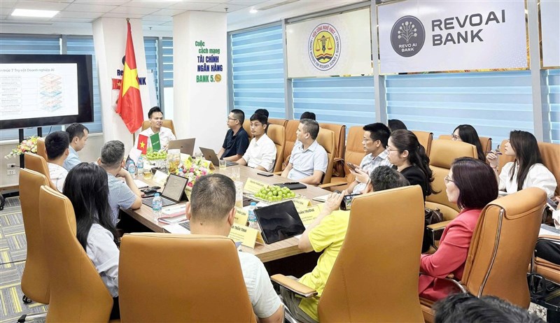 VEF Global, Quỹ Revo AI và Viện Công nghệ FIRST hợp tác thúc đẩy ứng dụng AI và dữ liệu lớn cho doanh nghiệp Việt